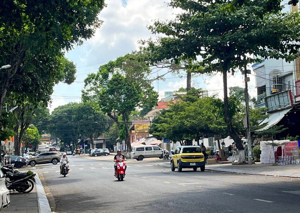 Người dân cần đề phòng giông lốc, mưa lớn trong nhiều giờ tới. Ảnh: P.V mua-giong.jpg