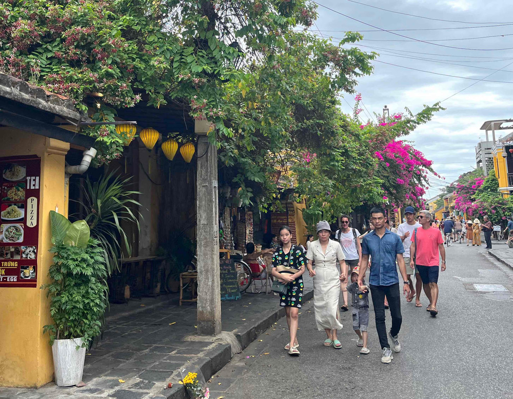 Theo thống kê, lượng khách quốc tế đến Việt Nam trong tháng 1-2025 đạt gần 2,1 triệu lượt. Ảnh: P.V img-7768.jpg
