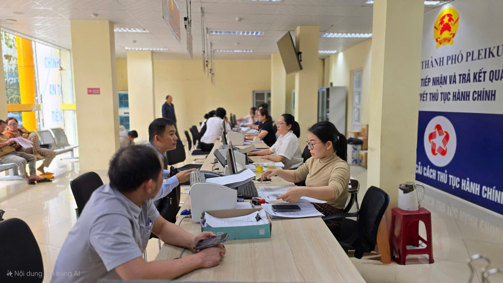 Thủ tướng yêu cầu tái cấu trúc quy trình, tái sử dụng dữ liệu số hóa để cắt giảm, không yêu cầu người dân, doanh nghiệp phải xuất trình, nộp, khai báo lại các thông tin, giấy tờ đã được số hóa. Ảnh: P.V z6392645267980-f76e0d5e26fae06af9c2a51ae68f9620.jpg