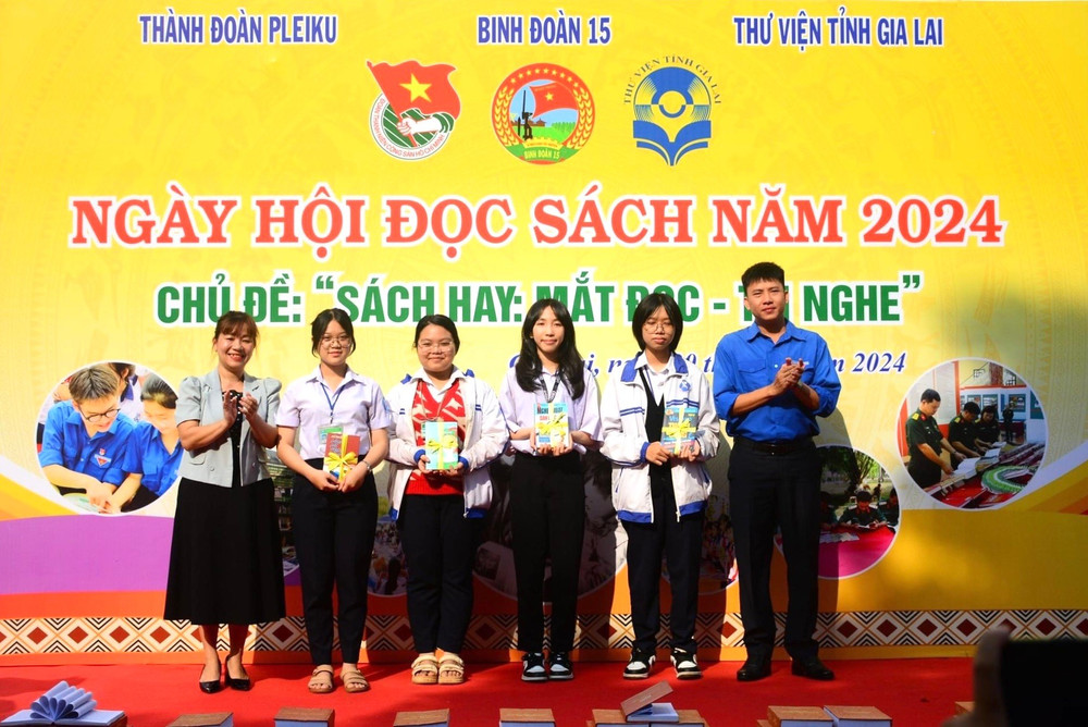 Hoạt động khuyến đọc được nhiều sở, ngành, tổ chức, đơn vị quan tâm đẩy mạnh trong những năm qua. Ảnh: Lam Nguyên a94130aed305625b3b14.jpg