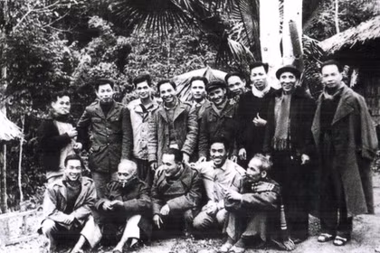 Hồ Tùng Mậu - Người chiến sĩ cộng sản kiên trung