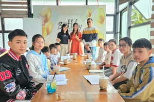 Gia Lai: Tổ chức lớp tiếng Anh miễn phí cho học sinh khó khăn