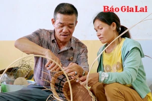 Cựu chiến binh “giữ lửa” nghề truyền thống