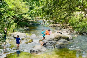 Một cung đường, nhiều dấu ấn