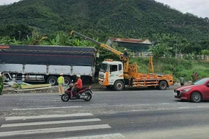 Khánh Hòa: Tông xe liên hoàn trên QL1, nhiều người bị thương