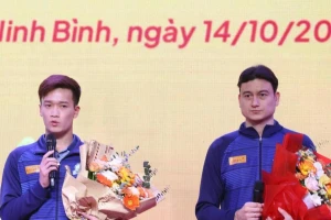 Cầu thủ V-League 'rủ nhau' xuống hạng Nhất: Hiện tượng buồn của bóng đá Việt