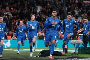 Thủng lưới phút bù giờ, tuyển Anh nhận thất bại sốc Nations League