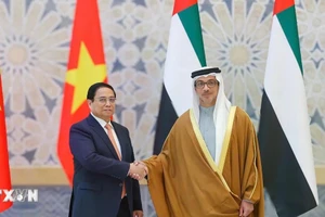 UAE bắn 21 loạt đại bác chào đón Thủ tướng Chính phủ Phạm Minh Chính