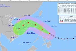 Bão Usagi suy yếu thành áp thấp nhiệt đới, bão Man-yi khiến biển động dữ dội