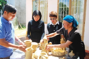 Khơi sáng những miền quê đáng sống - Bài cuối: Phát huy lợi thế so sánh của sản phẩm ngành nghề