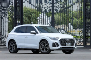 Sở hữu Audi Q5 45 TFSI Sportback S Line với mức giá từ 2 tỷ đồng