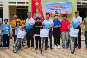 Câu lạc bộ Xe đạp Đại Đoàn Kết Gia Lai: Lan tỏa yêu thương trên những cung đường