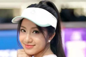 Cận nhan sắc Hoa hậu Hà Trúc Linh trên sân giải Vô địch Pickleball Việt Nam 2025