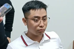 Nghi phạm Bùi Đình Khánh: 'Án tử treo trên đầu tôi rồi'