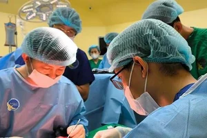 Cô gái mất cả hai quả thận vì thói quen tai hại thường gặp ở giới trẻ