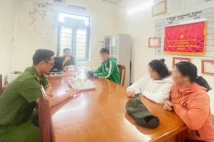 Tin vào 'việc nhẹ lương cao', cô gái đặt app taxi sang Campuchia làm việc chui