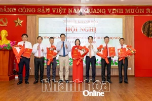 Hợp nhất Báo Khánh Hòa và Đài Phát thanh và Truyền hình Khánh Hòa thành Báo Khánh Hòa