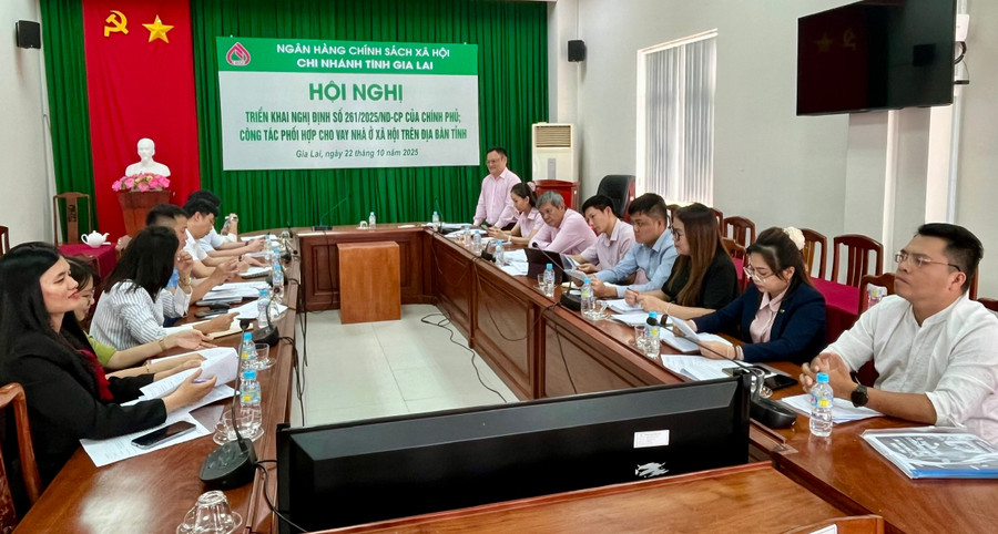 Quang cảnh hội nghị. Ảnh: Bảo Long z7143861298796-159a8f38219b037794ca9e15332d3fdd.jpg