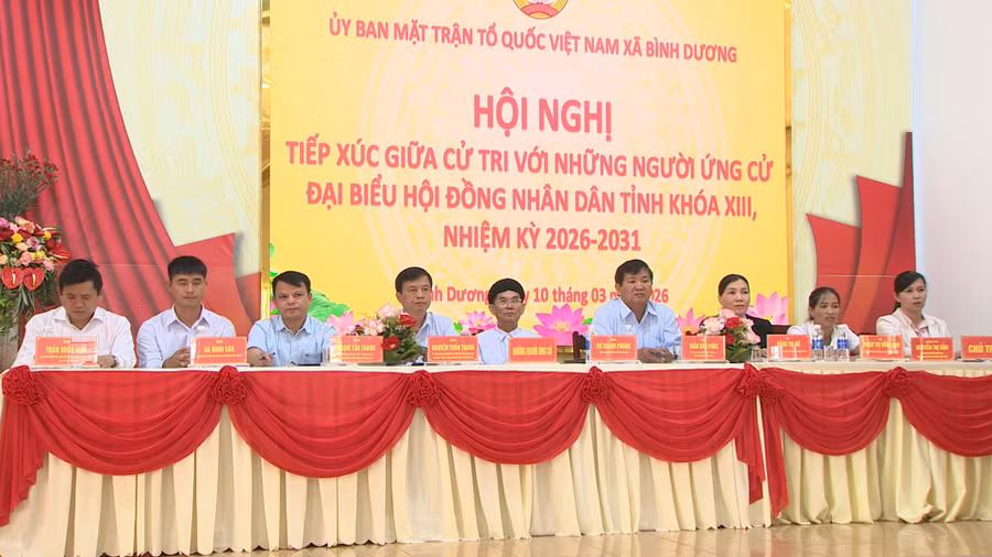 cac-ung-cu-vien-hdnd-tinh-don-vi-bau-cu-so-8-tiep-xuc-cu-tri-xa-binh-duong.jpg