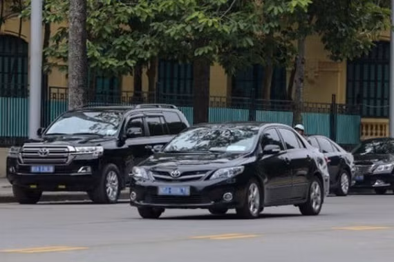 Giá mua ô tô phục vụ công tác chung cấp xã tối đa 950 triệu đồng/xe