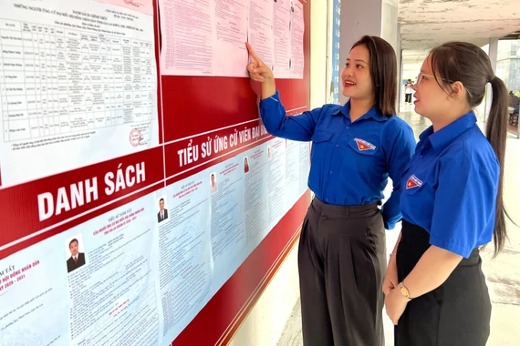 Tiếp sức cùng cử tri trẻ lần đầu tham gia bầu cử 