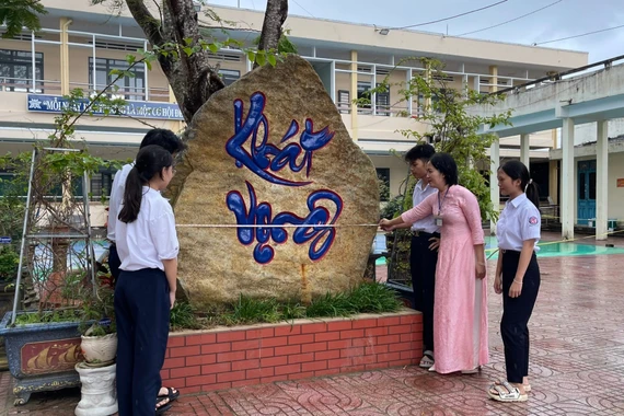 Trường THPT số 1 Phù Cát đạt giải nhì tại Giải thưởng Trường học sinh thái ASEAN Việt Nam 2025