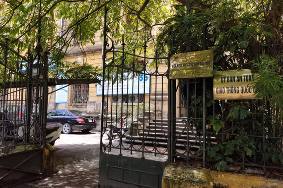 Từ 1-6, giải thể Ủy ban ATGT quốc gia và Ban ATGT các địa phương