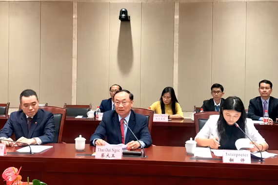 Bí thư Tỉnh ủy Gia Lai Thái Đại Ngọc chào xã giao lãnh đạo TP. Ninh Ba