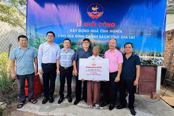 Khởi công xây dựng nhà tình nghĩa cho gia đình chính sách tại Gia Lai 