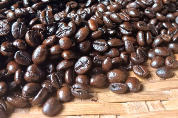 Giá cà phê tăng mạnh, vượt mốc 87.000 đồng/kg