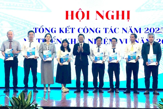 Ban Quản lý Khu kinh tế tỉnh Gia Lai phấn đấu thu hút mới 40 dự án đầu tư vào các khu công nghiệp 