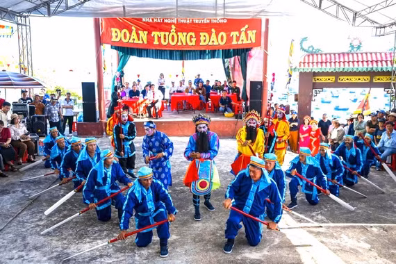 Bảo tồn và phát huy giá trị văn hóa 