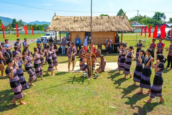 Di sản văn hóa truyền thống của đồng bào H’re (tỉnh Gia Lai) được bảo tồn, phát huy giá trị. Ảnh: Ngọc Nhuận