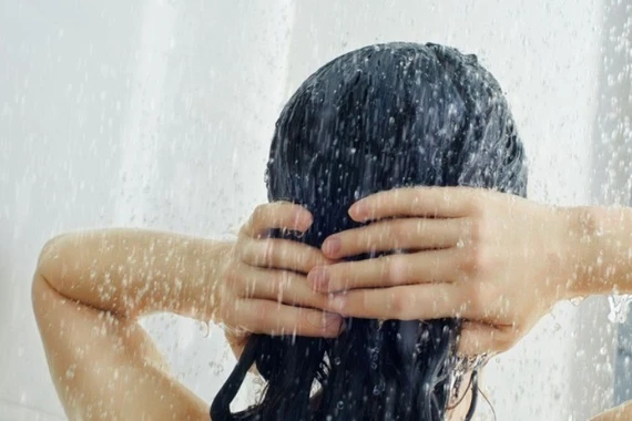 Những điều cần tránh khi tắm vào mùa hè để bảo vệ sức khỏe