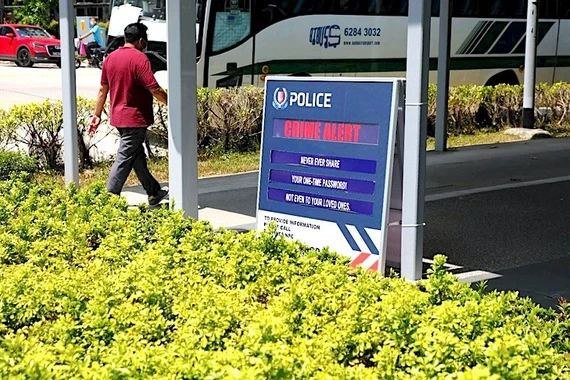 Cảnh sát Singapore có quyền phong tỏa tài khoản ngân hàng để ngăn chặn lừa đảo