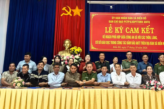Ký kết kế hoạch phối hợp đảm bảo an ninh trật tự trên địa bàn xã Biển Hồ 