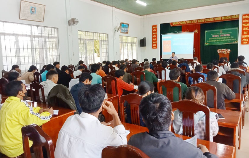 Quang cảnh hội nghị tập huấn. Ảnh: Siu H'Ler Quang cảnh hội nghị tập huấn. Ảnh: Siu H'Ler