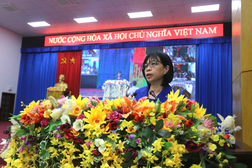 Phó Chủ tịch phụ trách UBND tỉnh phát biểu khai mạc hội nghị. Ảnh: Văn Ngọc Phó Chủ tịch phụ trách UBND tỉnh phát biểu khai mạc hội nghị. Ảnh: Văn Ngọc