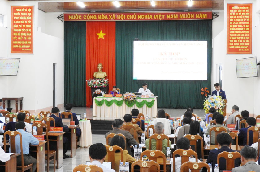 Quang cảnh Kỳ họp HĐND huyện Mang Yang. Ảnh Thanh Nhật Quang cảnh Kỳ họp HĐND huyện Mang Yang. Ảnh Thanh Nhật