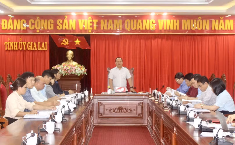 Quang cảnh buổi làm việc duyệt nội dung Đại hội Ủy ban MTTQ Việt Nam tỉnh Gia Lai lần thứ XI. Ảnh: P.L