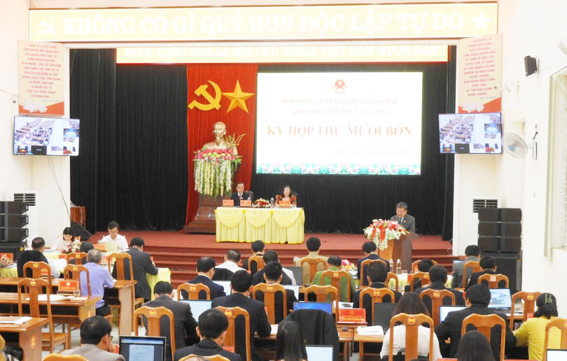 Quang cảnh Kỳ họp thứ 14 HĐND huyện Ia Grai khoá XIII. Ảnh Thanh Nhật