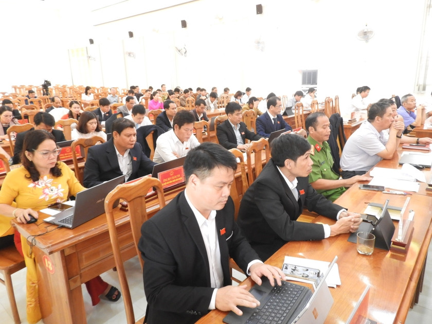 Các đại biểu tham dự Kỳ họp thứ 14 HĐND huyện Ia Grai khoá XIII. Ảnh Thanh Nhật