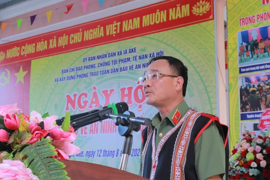 Trung tướng Phạm Thế Tùng-Thứ trưởng Bộ Công an phát biểu tại Ngày hội. Ảnh: Vũ Chi Trung tướng Phạm Thế Tùng-Thứ trưởng Bộ Công an phát biểu tại Ngày hội. Ảnh: Vũ Chi