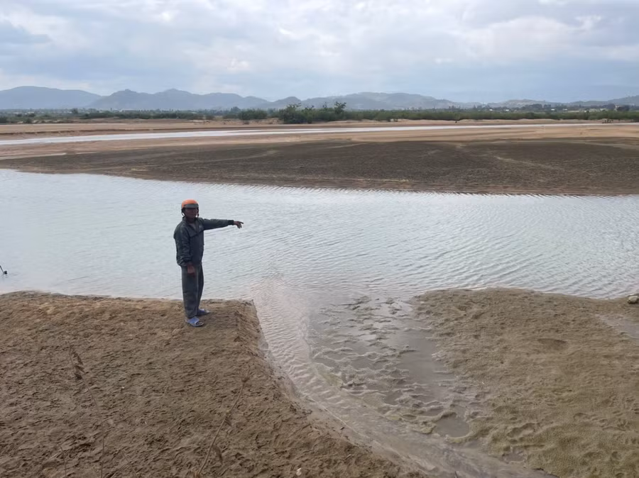 Khu vực 3 em nhỏ bị đuối nước tử vong. Ảnh: Vũ Chi