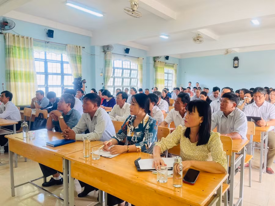 93 đại biểu tham gia tập huấn triển khai một số nội dung công tác đối với mô hình nông hội. Ảnh: Vũ Chi