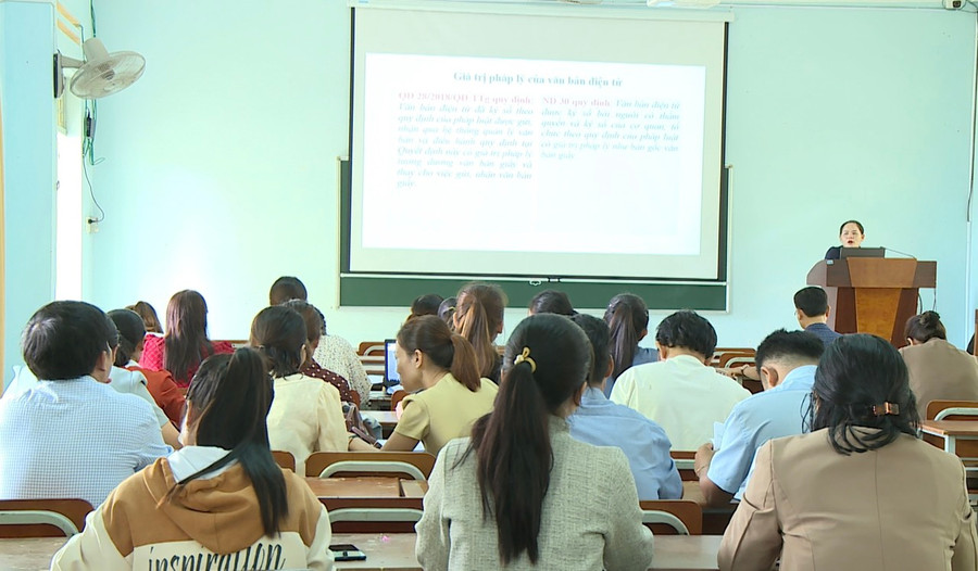 Quang cảnh lớp tập huấn. Ảnh: Sơn Trung Quang cảnh lớp tập huấn. Ảnh: Sơn Trung