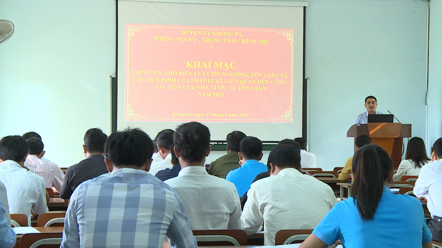 Quang cảnh lớp tập huấn. Ảnh: Sơn Trung Quang cảnh lớp tập huấn. Ảnh: Sơn Trung