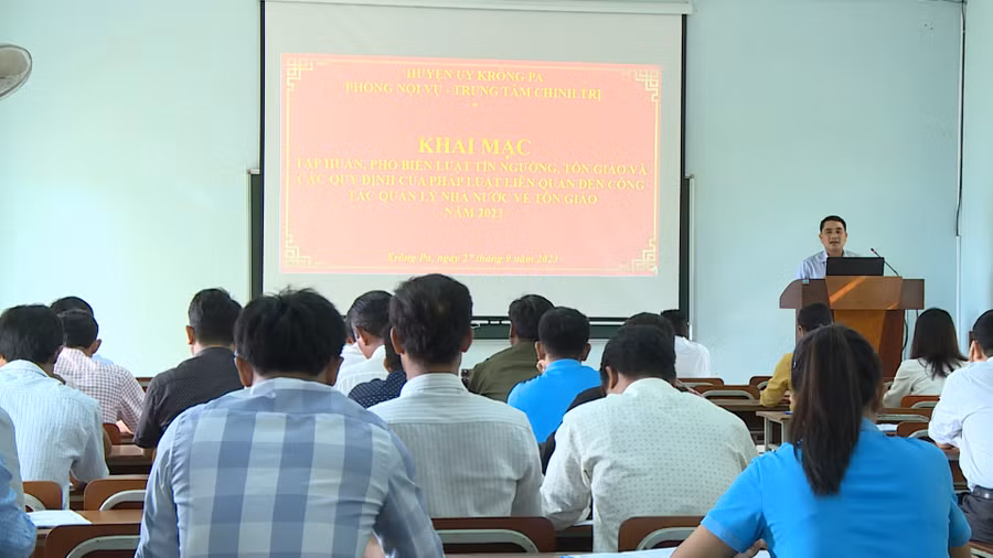 Quang cảnh lớp tập huấn. Ảnh: Sơn Trung