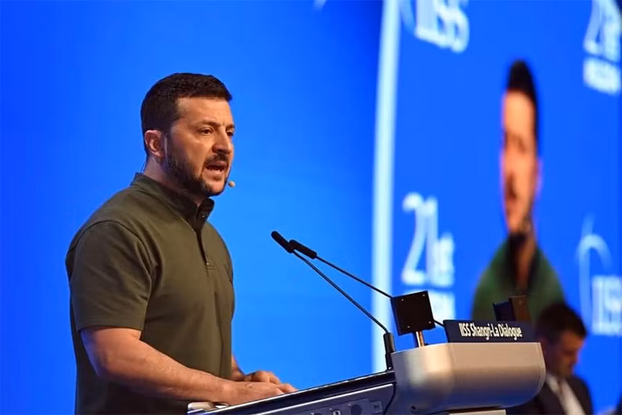 Tổng thống Ukraine Zelensky. Ảnh: Straits Times Tổng thống Ukraine Zelensky. Ảnh: Straits Times