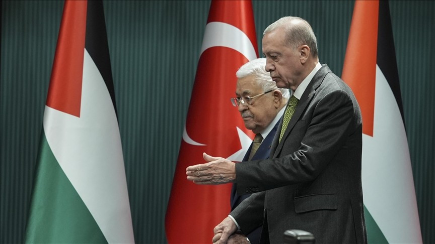 Thủ tướng Thổ Nhĩ Kỳ và người đồng cấp Palestine tại cuộc họp báo ngày 5/3. Ảnh: Anadolu Thủ tướng Thổ Nhĩ Kỳ và người đồng cấp Palestine tại cuộc họp báo ngày 5/3. Ảnh: Anadolu